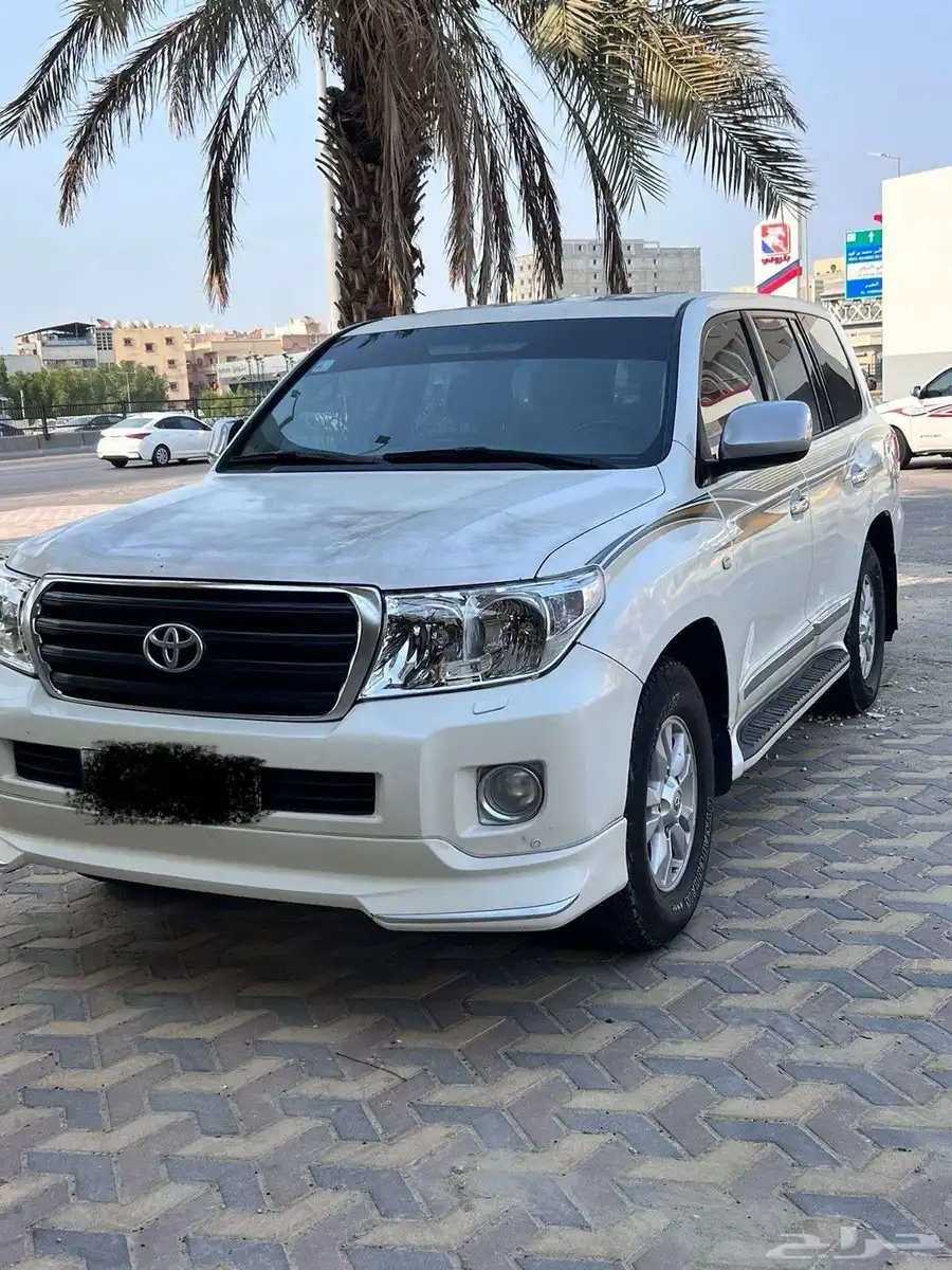 لاندكروزر 32