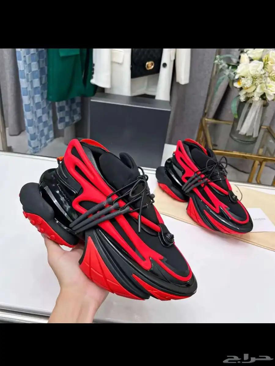 Balmain BM1VJ309 Unicorn Sneakers 0