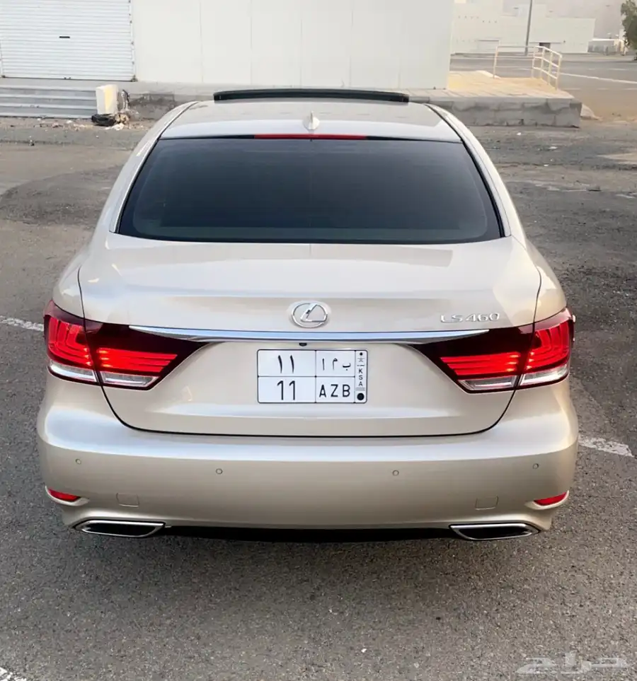 لكزس LS460 شورت 2015 6
