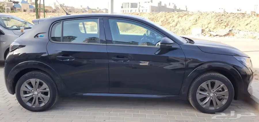 For Sale  Peugeot e-208 (Electric Vehicle) 6