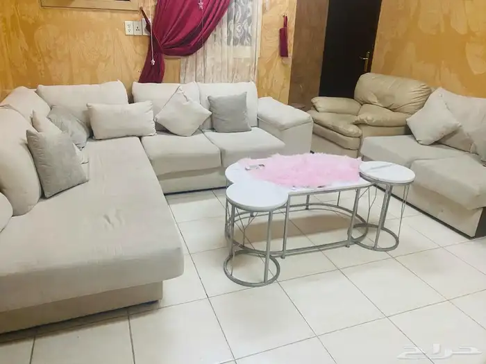 كنب للبيع من غير كنبه الاسترخاء السعر ع السوم 0