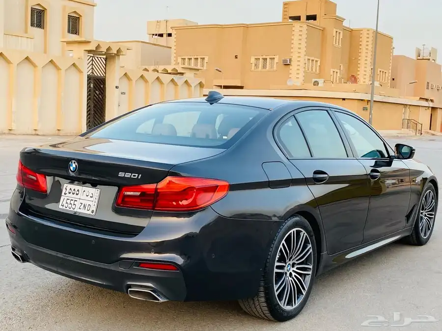 بي ام دبليو 2020520 6