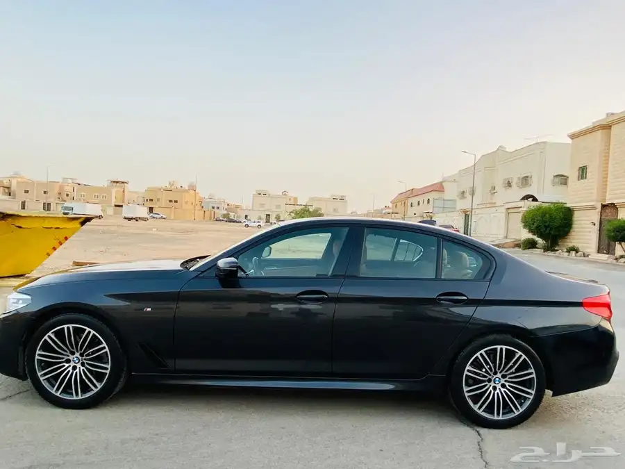 بي ام دبليو 2020520 3