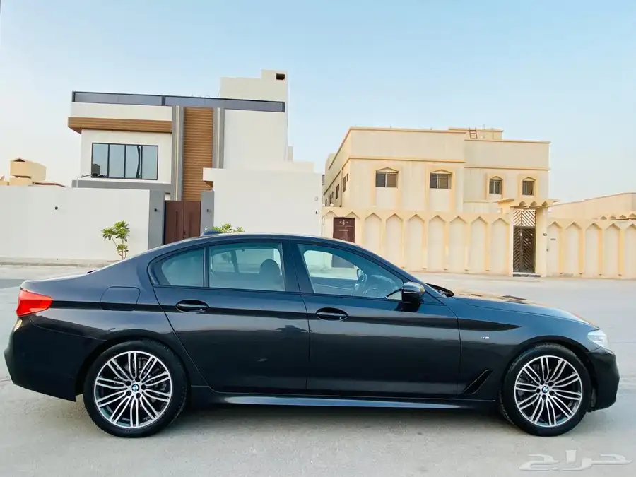 بي ام دبليو 2020520 4
