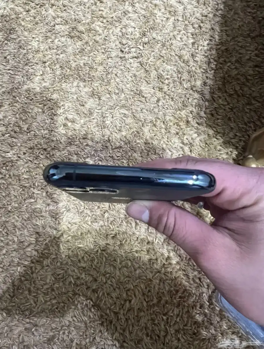 عرض لكم iPhone 11 0