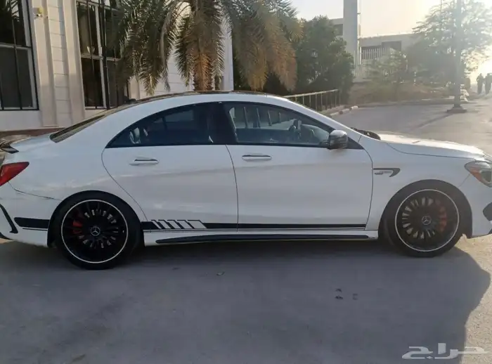 Mercedes CLA45 3