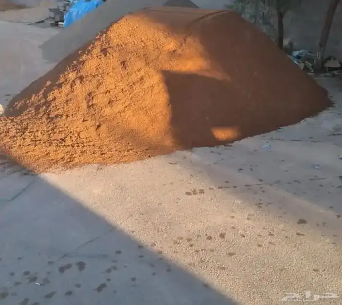رمل احمر زيرو فايف خرسانة 3 4 2