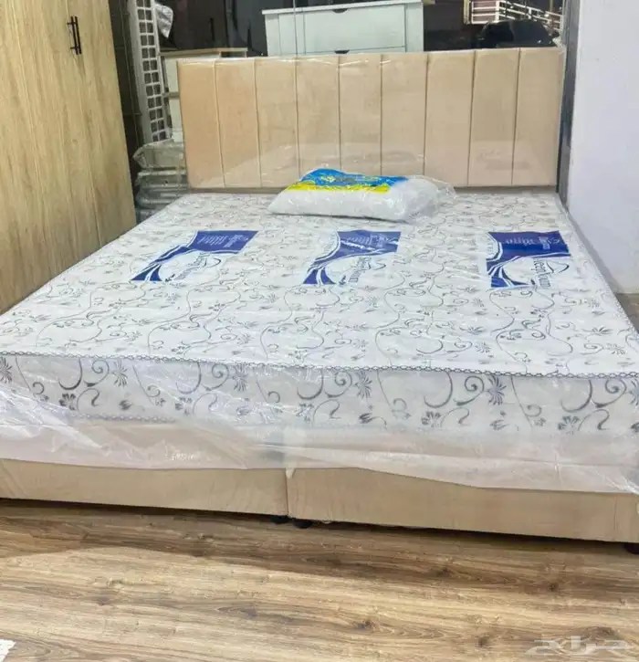سرير  دواليب  مراتب  تسريحة   غرفة نوم كامل   جزامه 7