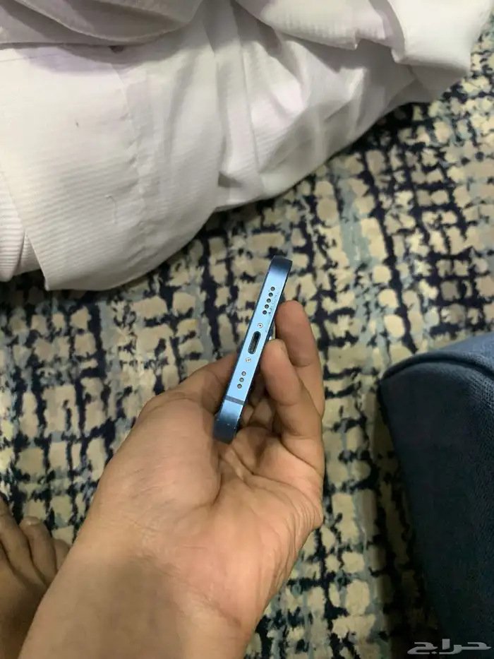 جوال آيفون للبيع مسيوم900 1