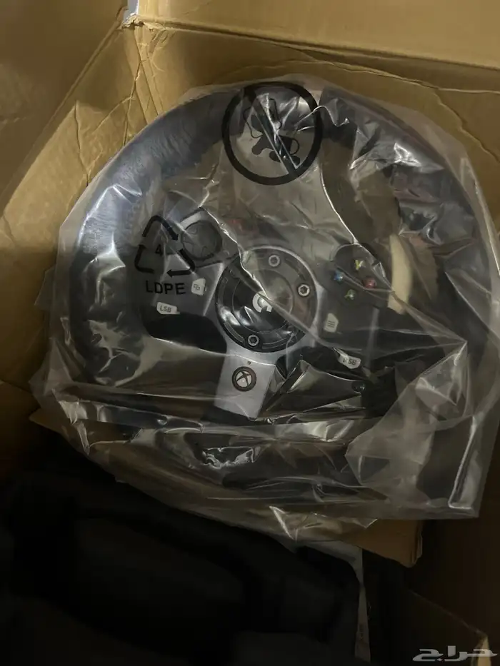 عجلة سباق درايفينج فورس ودواسات ارضية G920 من لوجيتيك 9