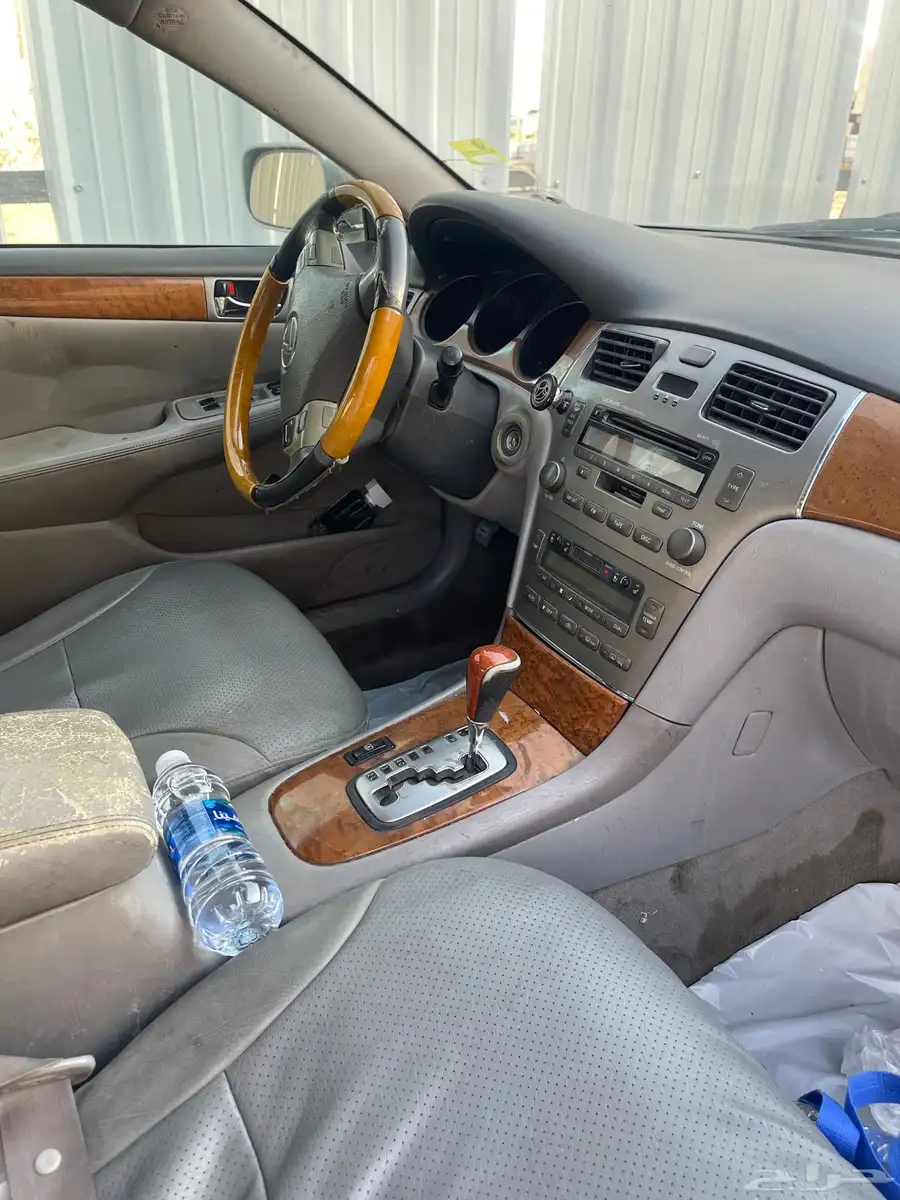 لكزس 300 se 2005 فضي للبيع 5