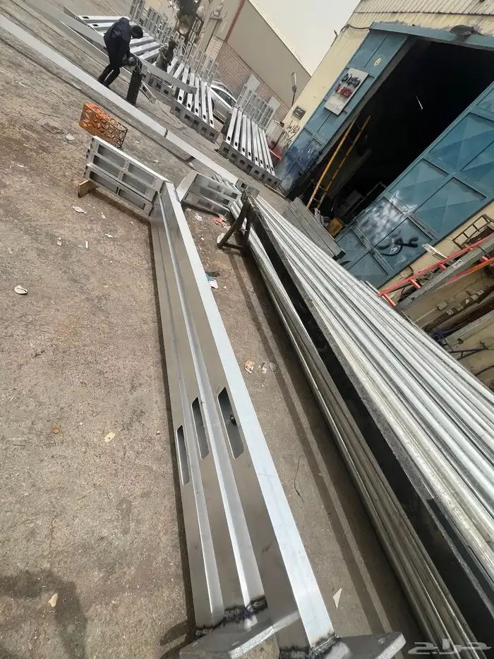 مختصون في الأعمدة والإنارة 2