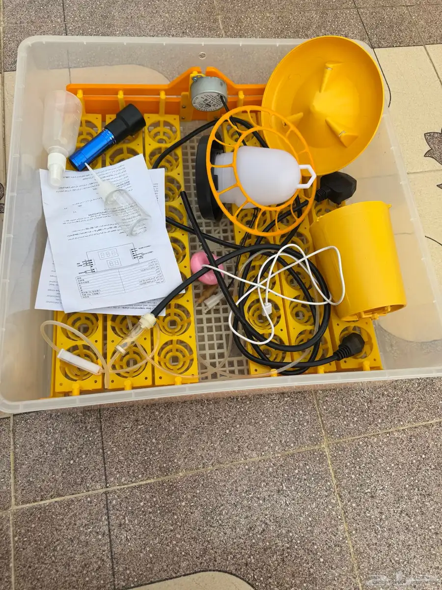 فقاسة أوتوماتيك 48 بيضة 2