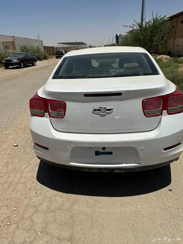 ماليبو مديل 2013 قير طيب مكينه مخبطه للبيع قطع اربع سرندل 3