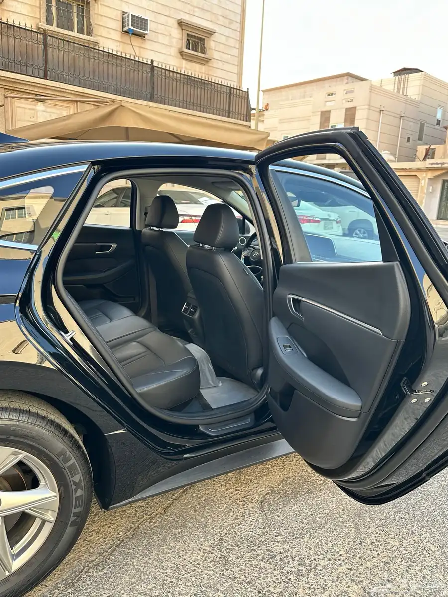 للبيع سوناتا 21