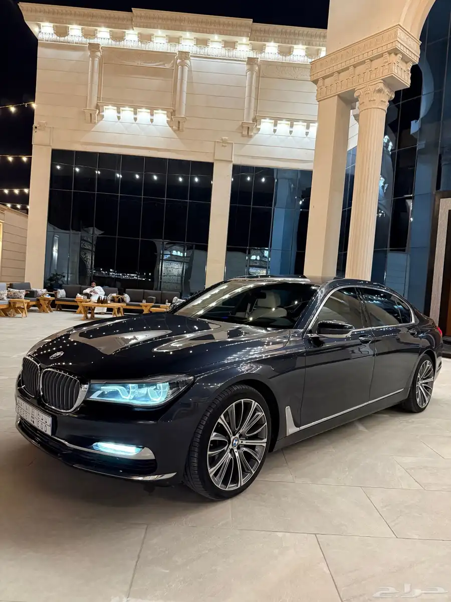 bmw 2016 عداد 92 الف 4