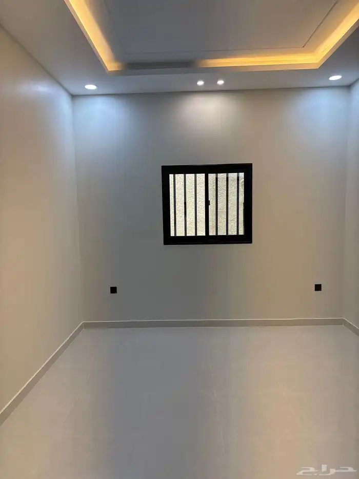 شقق vip للبيع مكونه من6 غرف4 حمام المحاله مخطط745 حي الزهور 4