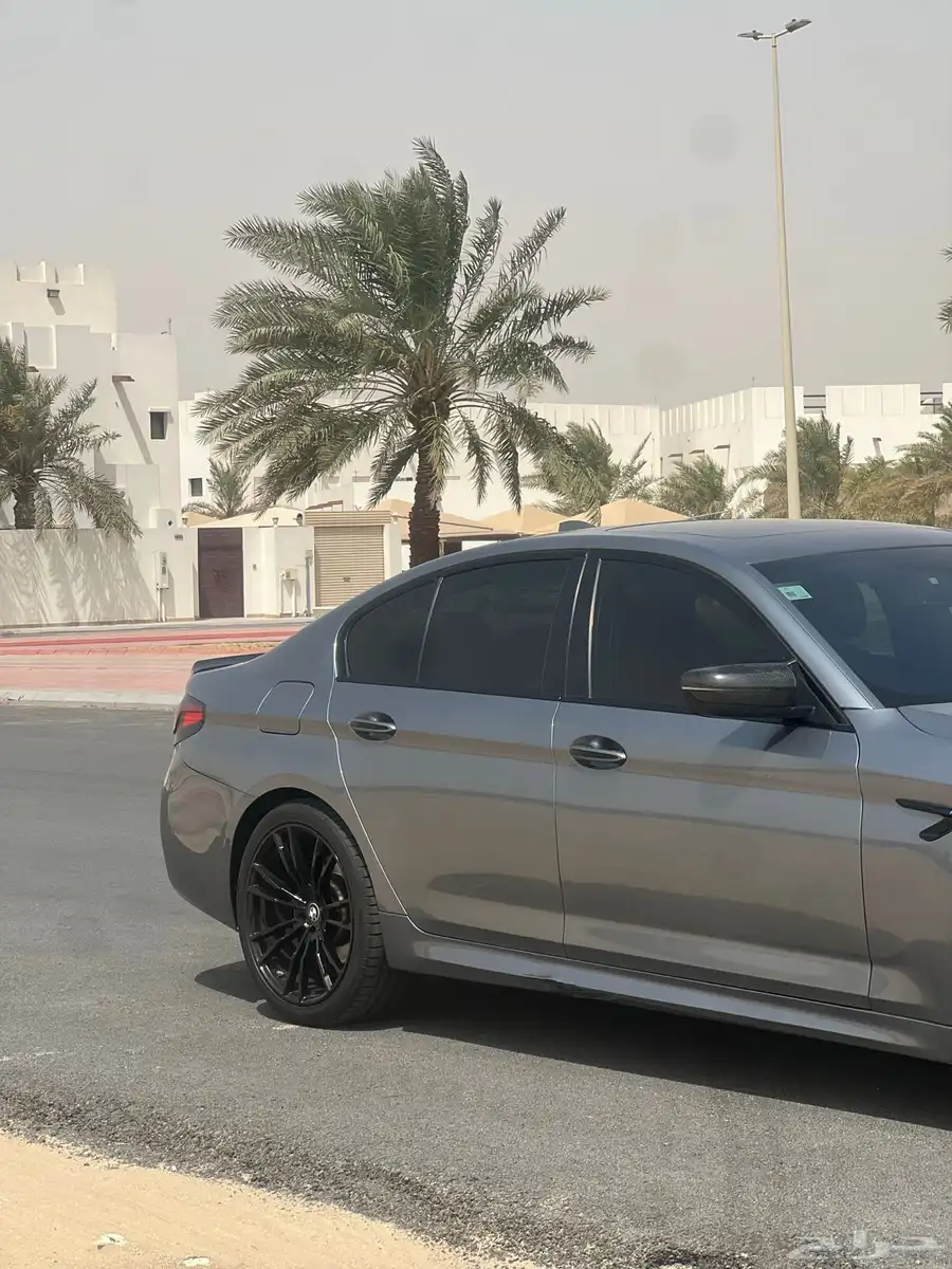 بي ام دبليو BMW 520 i 2018 1