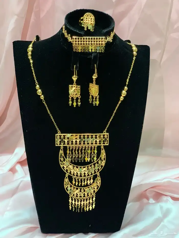 اكسسورات زريكون ومطلي ذهب البيع لأعلى سوم سواء حبه او كلهم 3