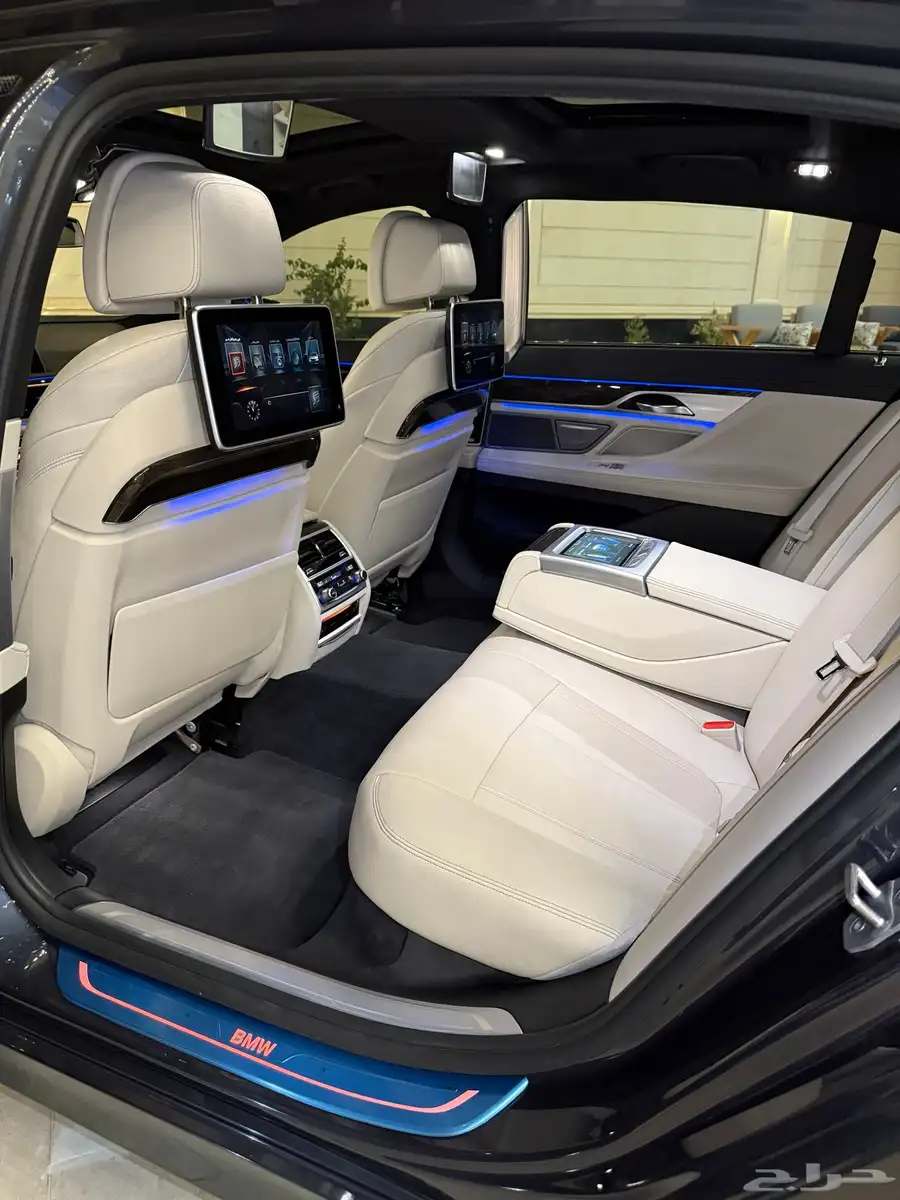 bmw 2016 عداد 92 الف 15