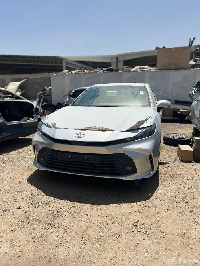 قطع غيار كامري2025 ستاندر فضي 2