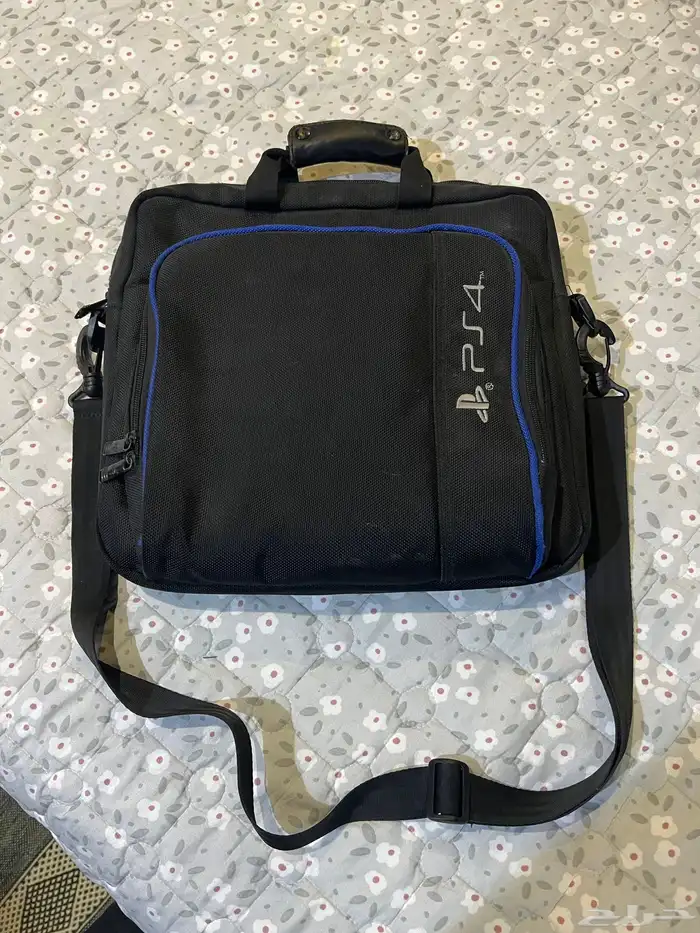 حقيبة بلايستيشن 4 0