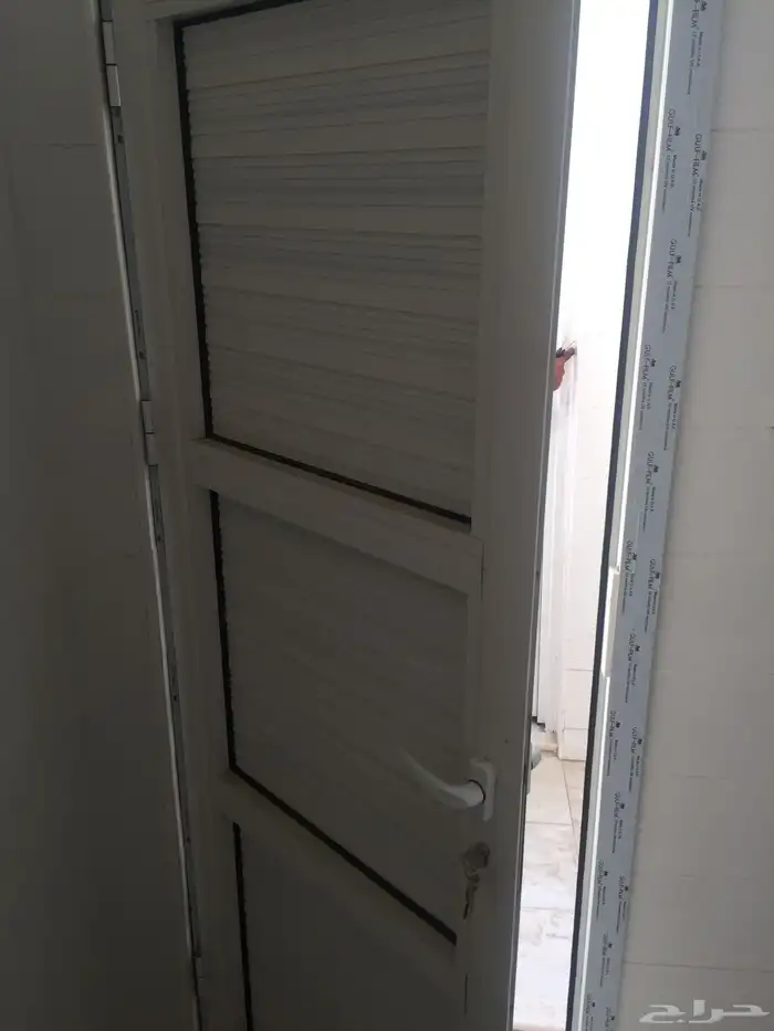 المنيوم وزجاج و خشب 92