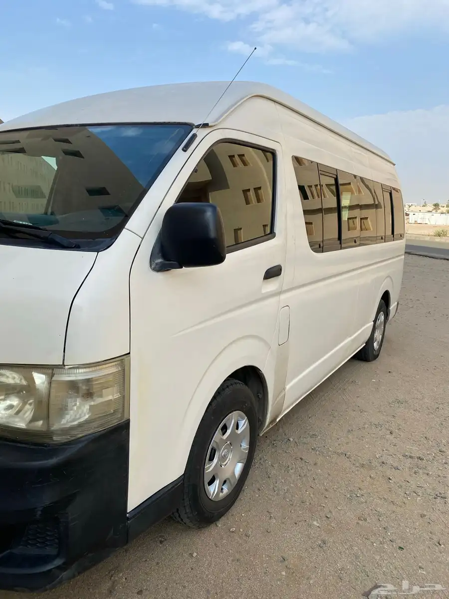 باص الايجار مع السائق 0