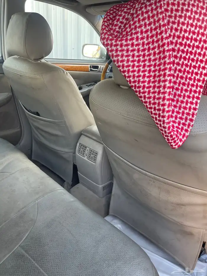 لكزس 300 se 2005 فضي للبيع 4