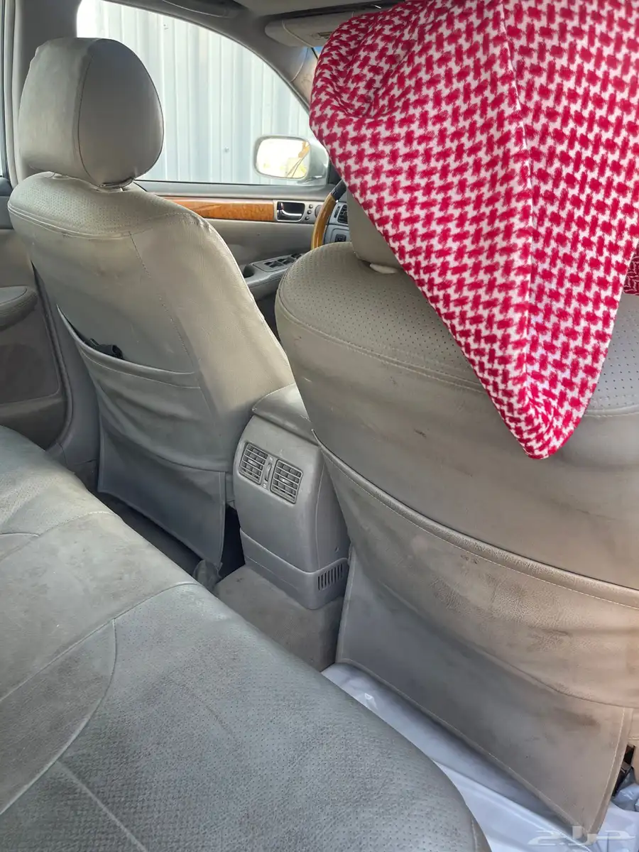 لكزس 300 se 2005 فضي للبيع 4