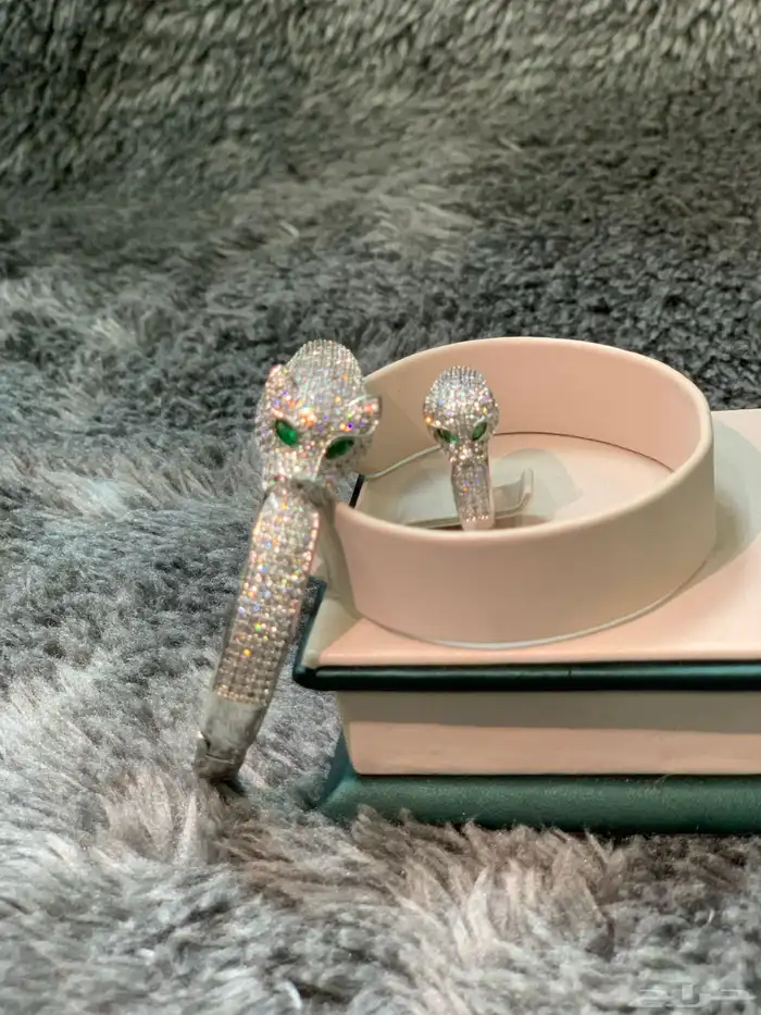 اكسسورات زريكون ومطلي ذهب البيع لأعلى سوم سواء حبه او كلهم 1