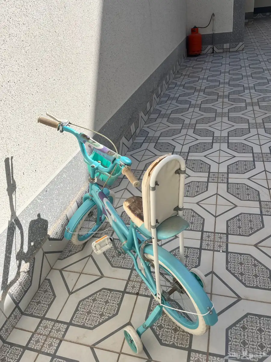 سيكل للبيع شبه جديد ماله شهرين 0