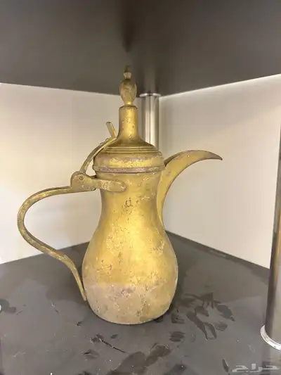دلال قديمه 0