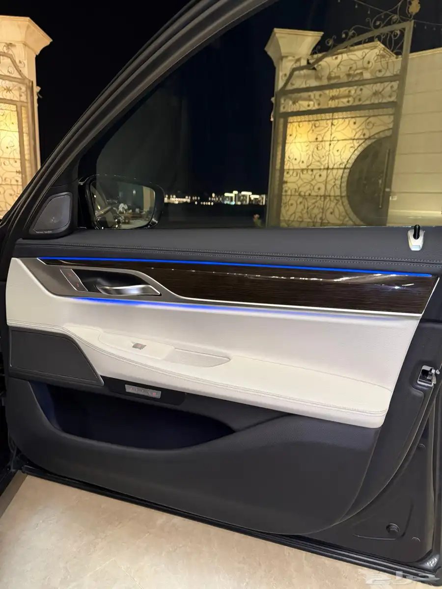 bmw 2016 عداد 92 الف 19