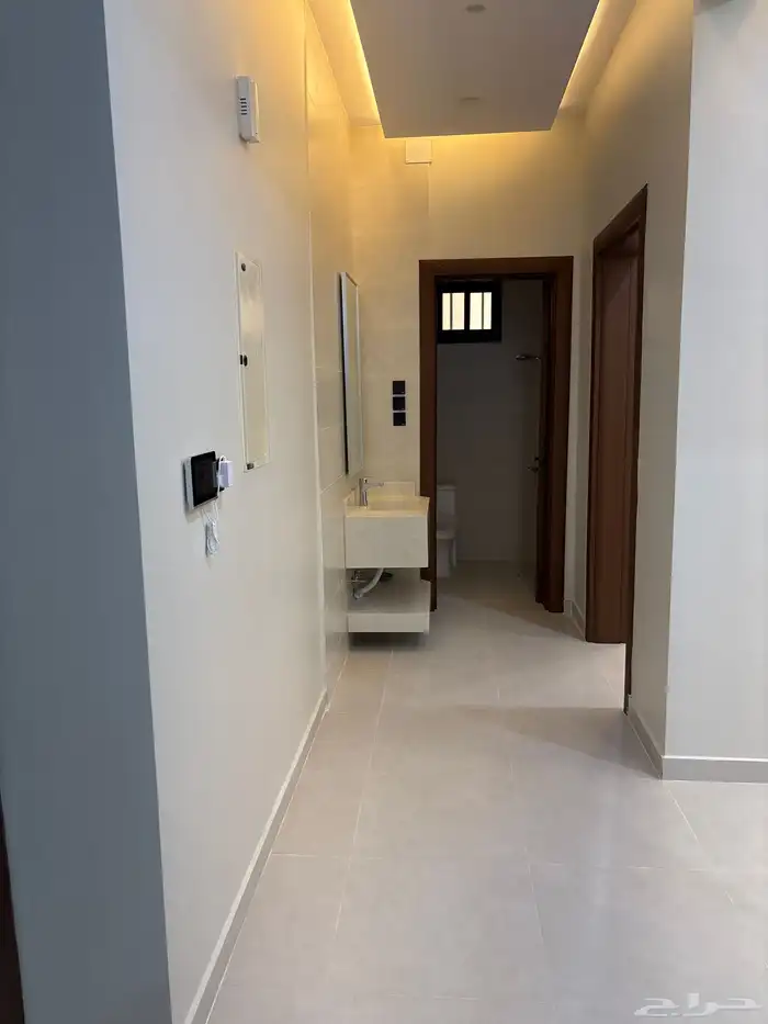 شقق vip للبيع مكونه من6 غرف4 حمام المحاله مخطط745 حي الزهور 6