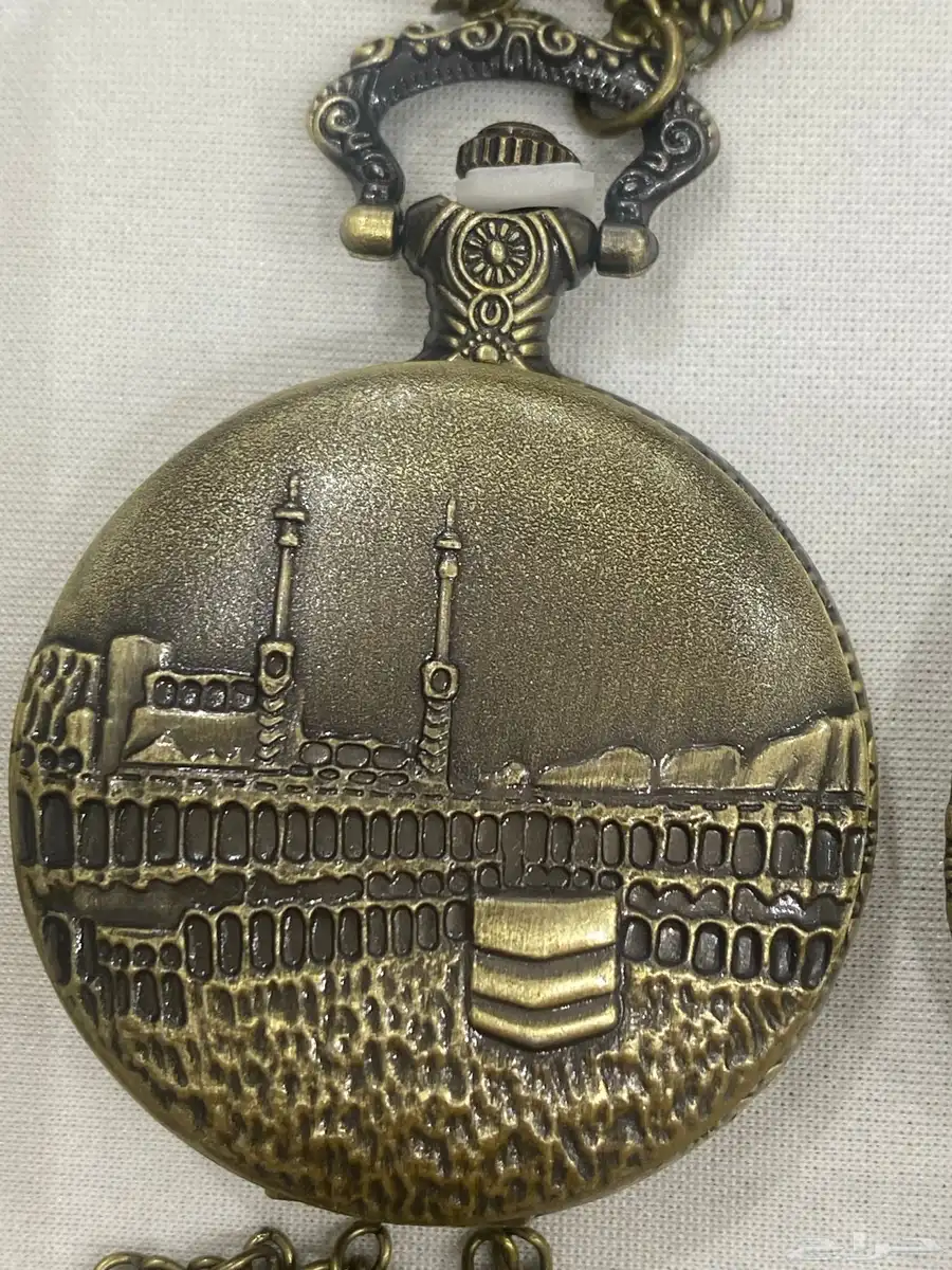 ساعات جيب بسلاسل وقلادات بأشكال وألوان مختلفة -جملة تجزئه 4