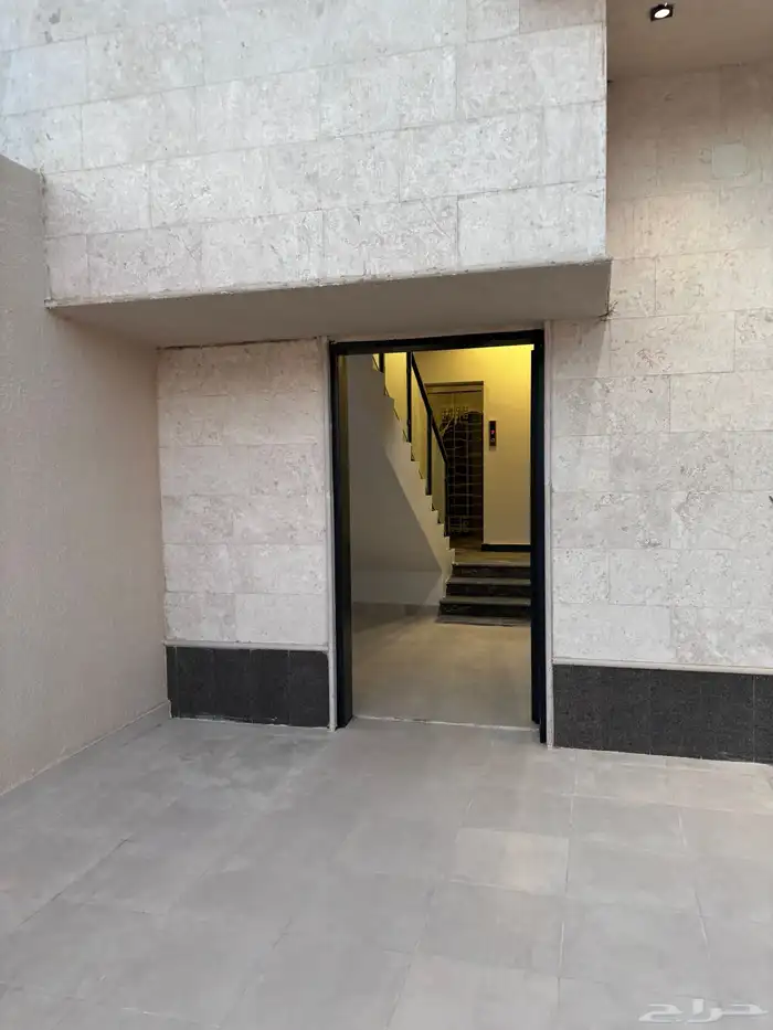 للبيع بحي طويق ( شقق ) فاخرة بمساحات واسعه 650.000الف 8