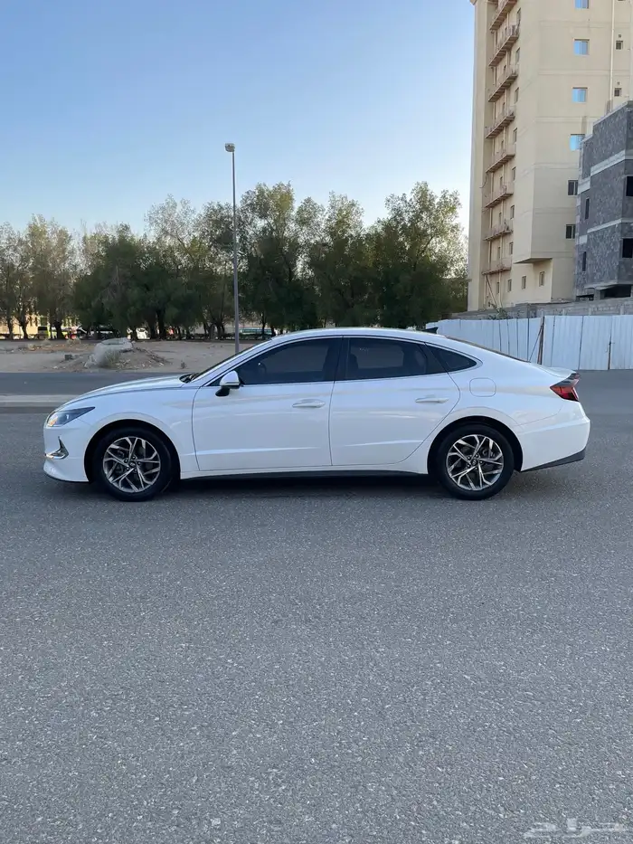 هواندي سوناتا 2020 نظيفة جدا  بطاقة جمركية 5