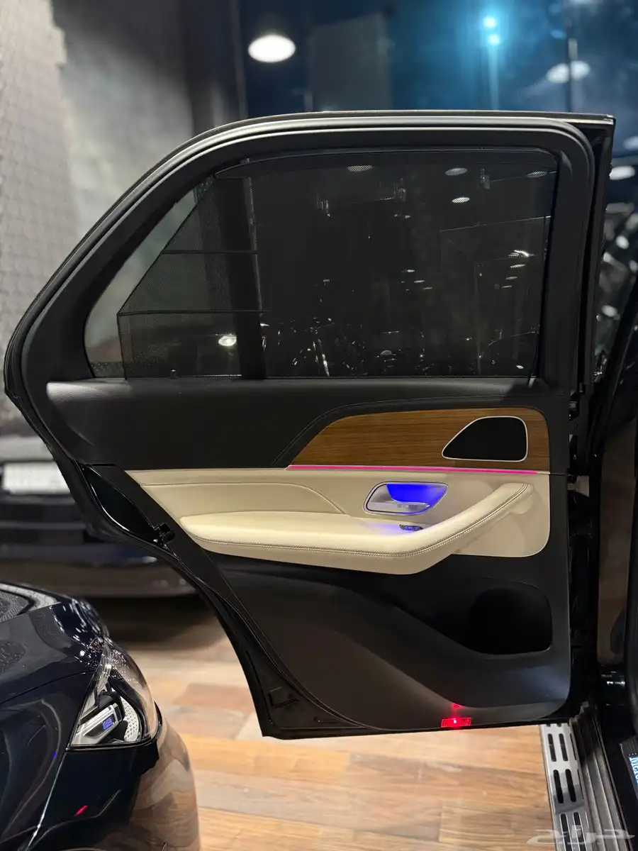 Mercedes GLE450 Juffali 2022 13