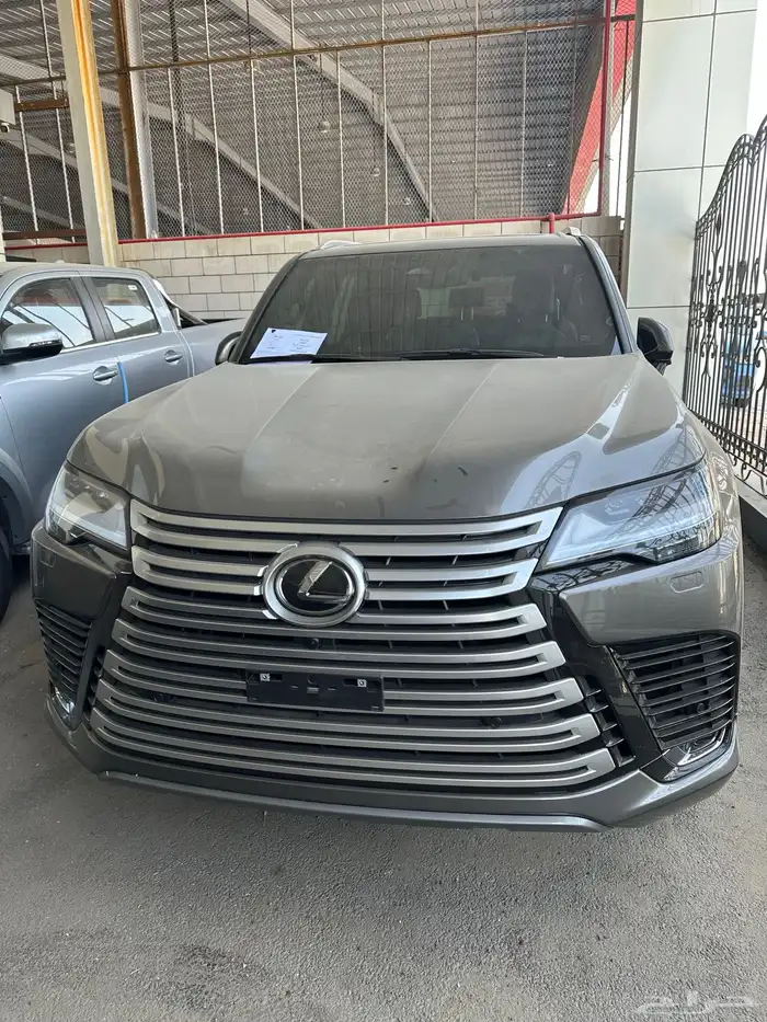 لكزس Lx600 شبه جديد 2025 والسعر مميز 0