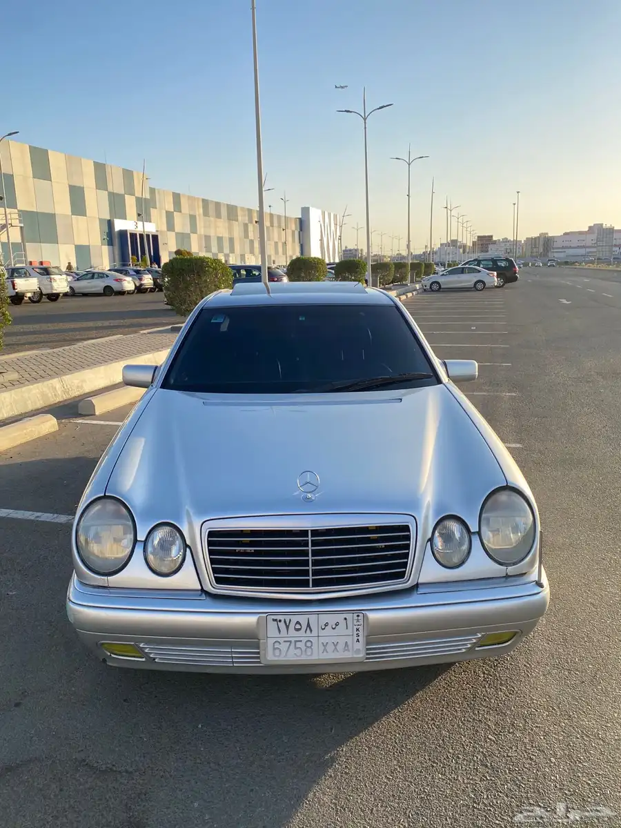 مرسيدس E320 27
