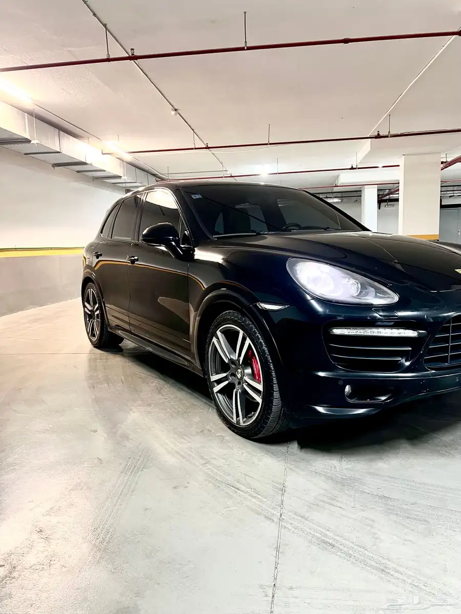 بورش كايين gts 2013 مع لوحه مميزه للبيع باللوحه او بدون 2