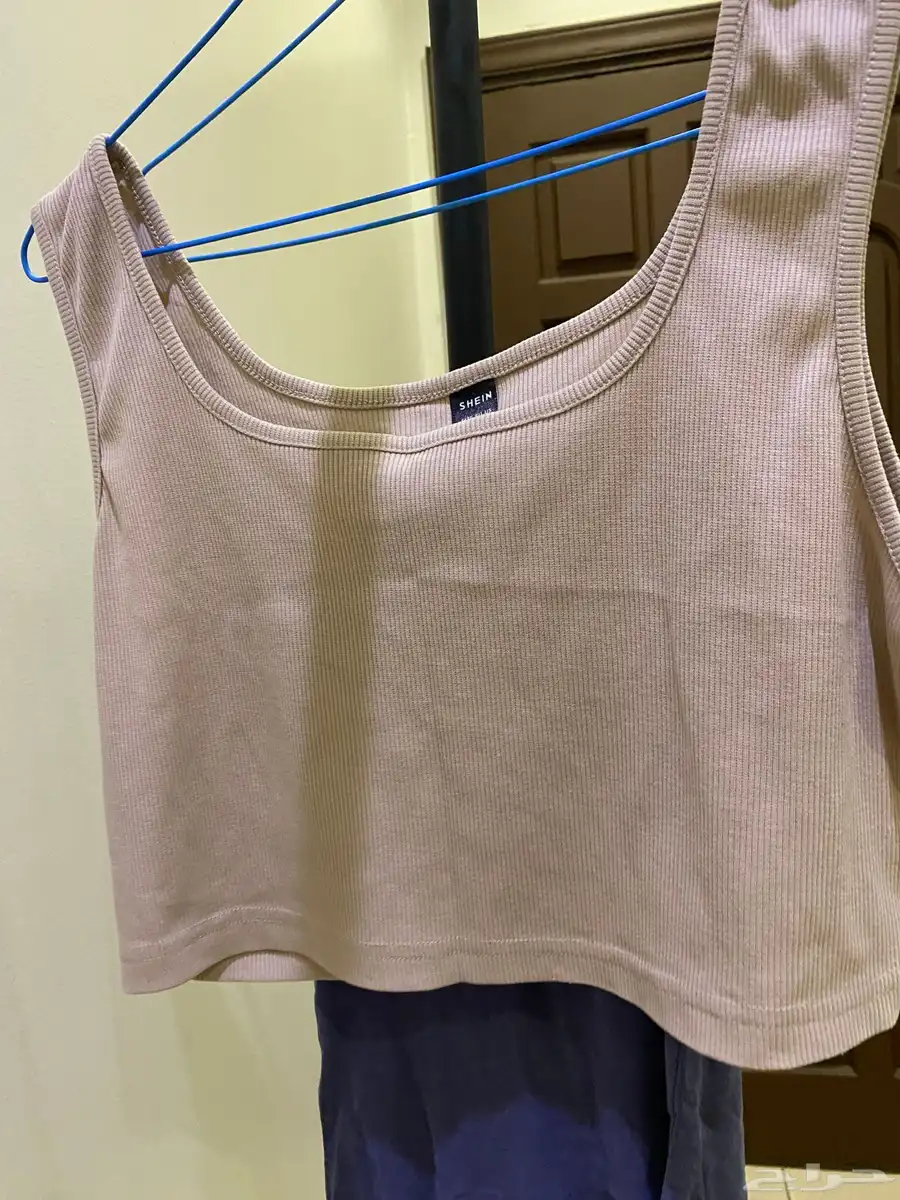 ملابس 8