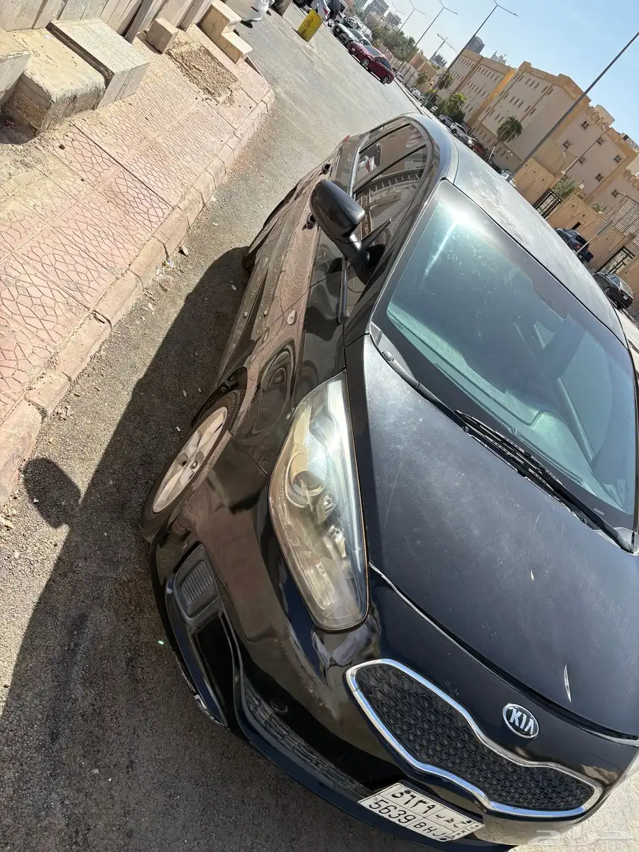 كيا كارنس واجن 2