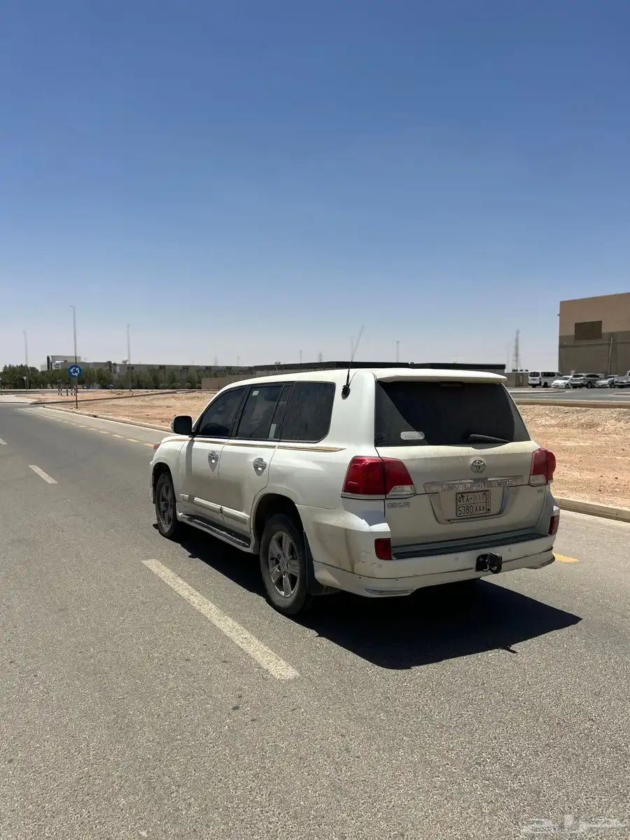 لاندكروزر 2013 4
