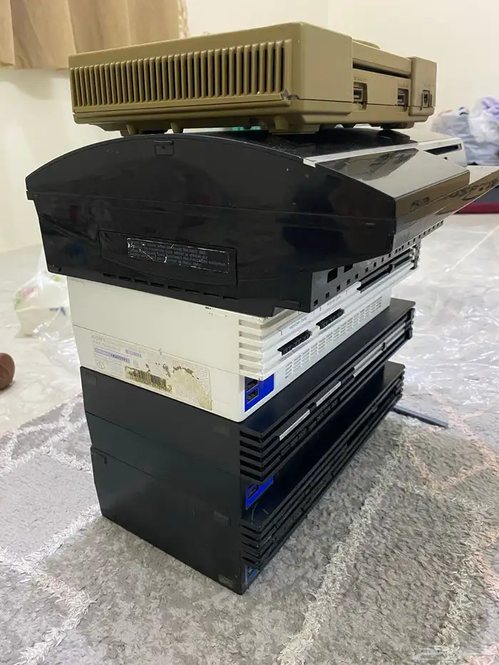 اجهزة بلايستيشن متنوعه 0