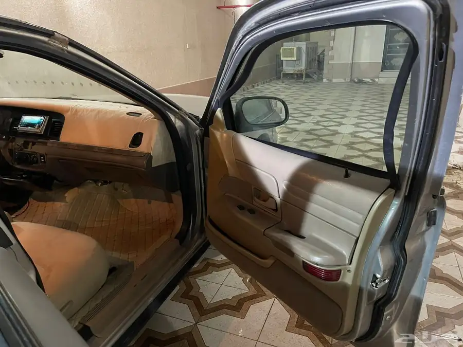 للبيع فورد 2001 9
