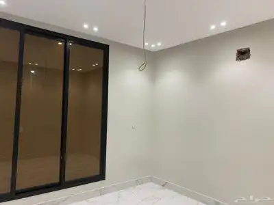 للبيع فيلا دوبلكس صغيرة مختصرة وراقية وبسعررممتاز 4
