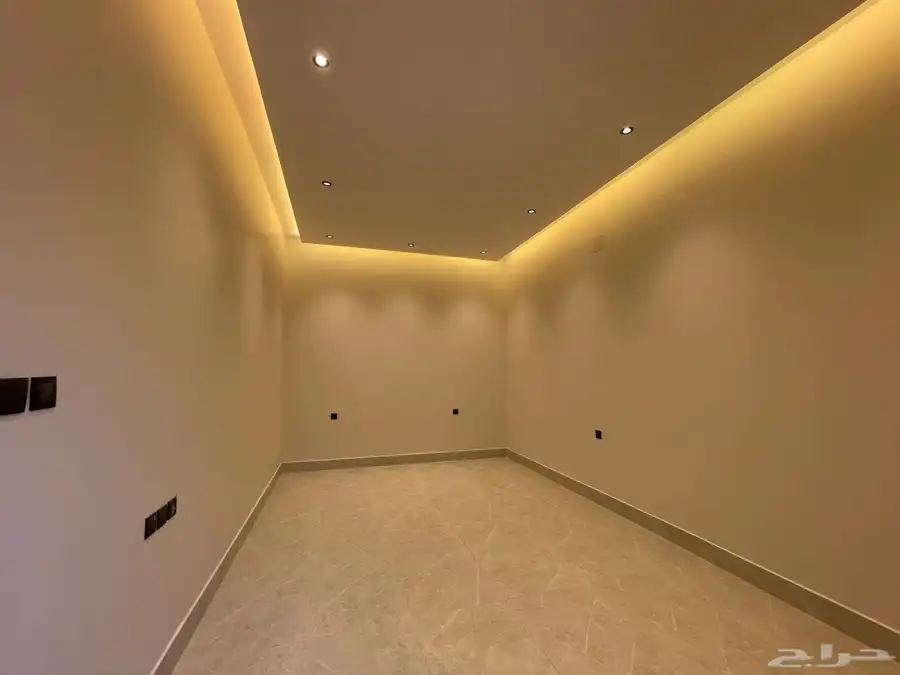 دور وثلاث شقق للبيع بحي العارض ( جديده ) 1