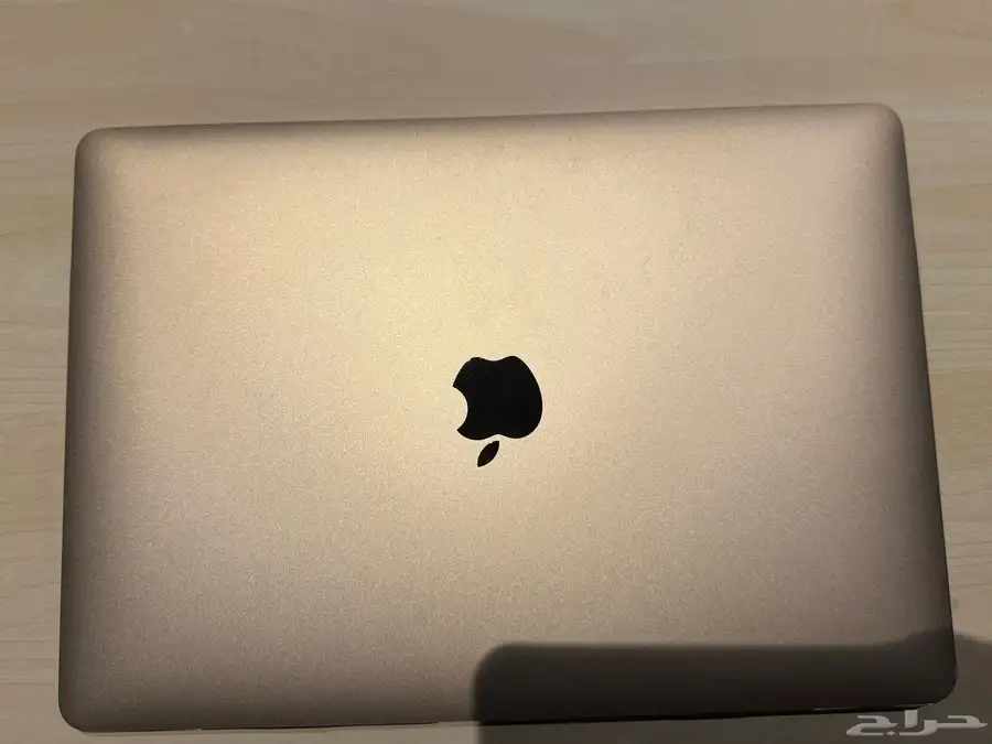 Apple 13- inch Mackbook Air 0